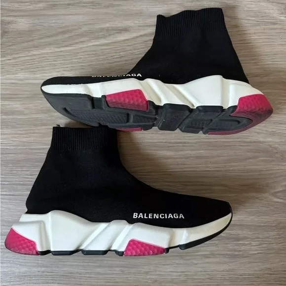 *AUTHENTIC* BALENCIAGA - Speed Knit Sneaker - Black/pink - Women’s US 6 / EU 36 - Picture 5 of 12